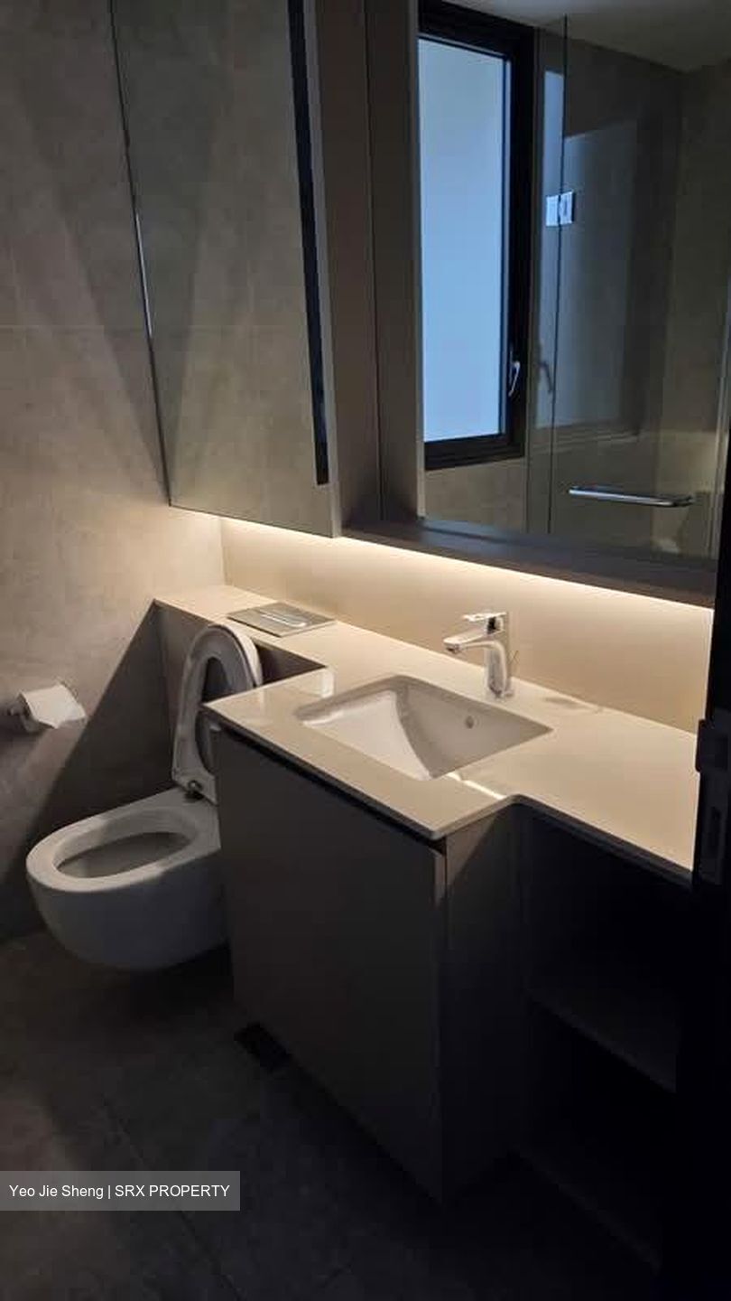 Tenet (D18), Condominium #590858211